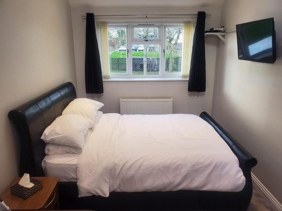 Alloggio in famiglia Large Kingsize Ensuite In Kingswood, Bristol, Bs15 Bristol