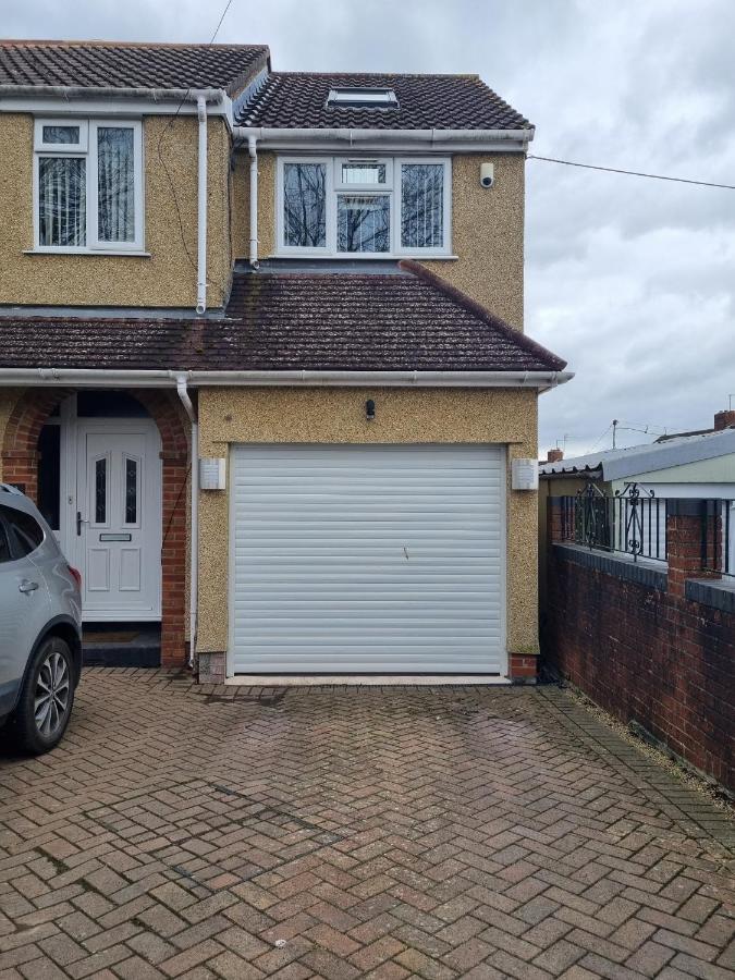 Large Kingsize Ensuite In Kingswood, Bristol, Bs15 Privatunterkunft Bristol